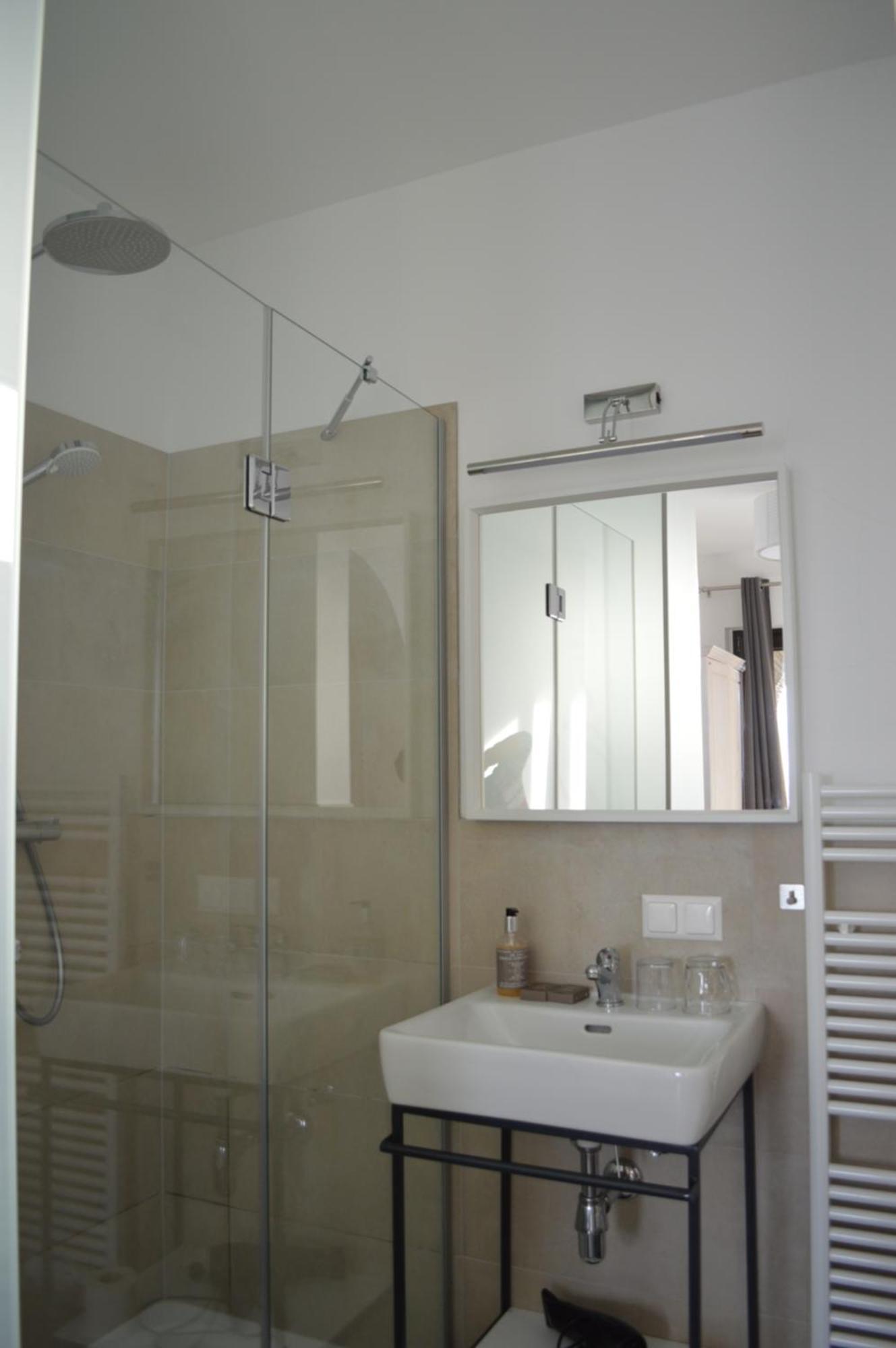 Jaeger Guesthouse أنينهايم المظهر الخارجي الصورة